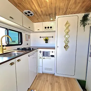 Camper Estatico Solo Para Alojar En El Frente Del Mar Camping La Tejita